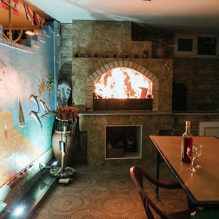 Guest House Ocean Force Batumi Ngoại thất bức ảnh