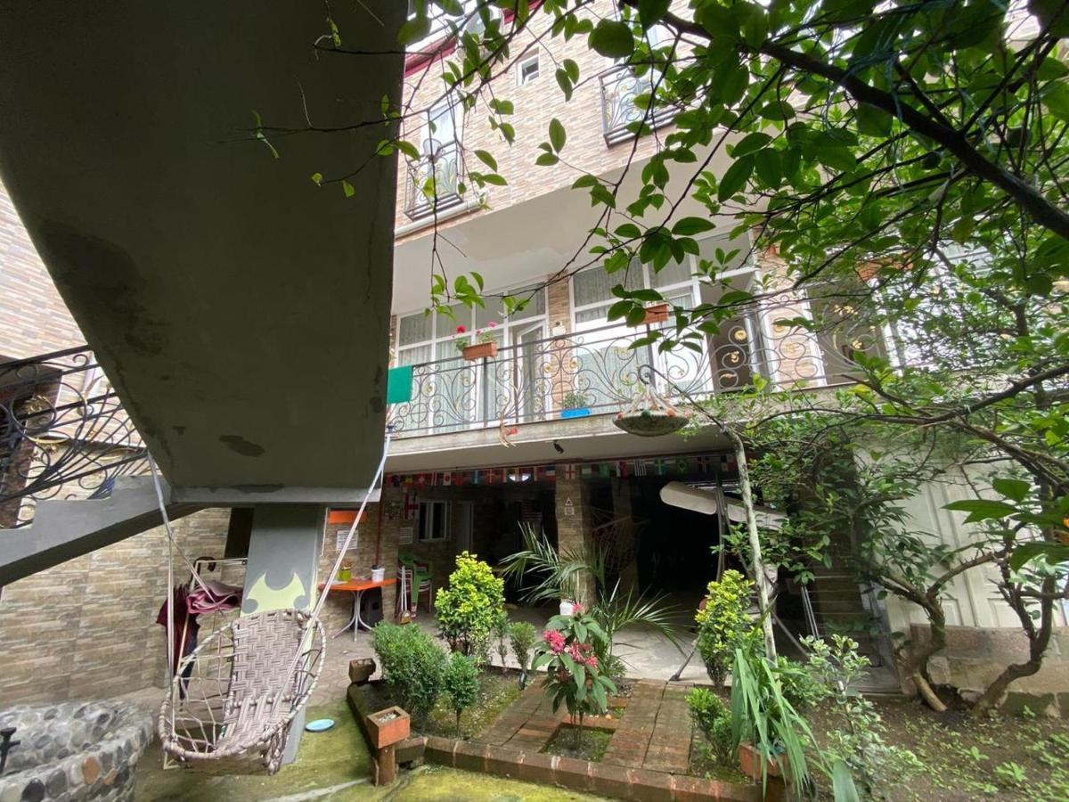 Guest House Ocean Force Batumi Ngoại thất bức ảnh