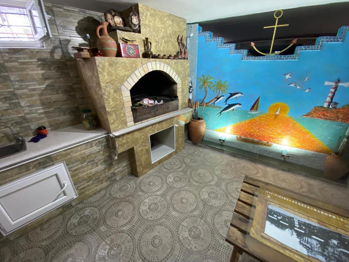 Guest House Ocean Force Batumi Ngoại thất bức ảnh