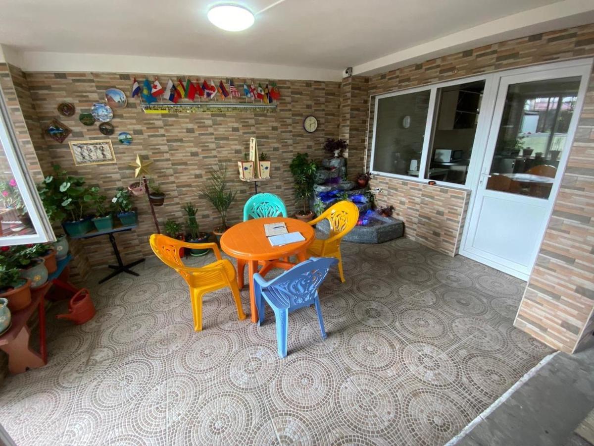 Guest House Ocean Force Batumi Ngoại thất bức ảnh