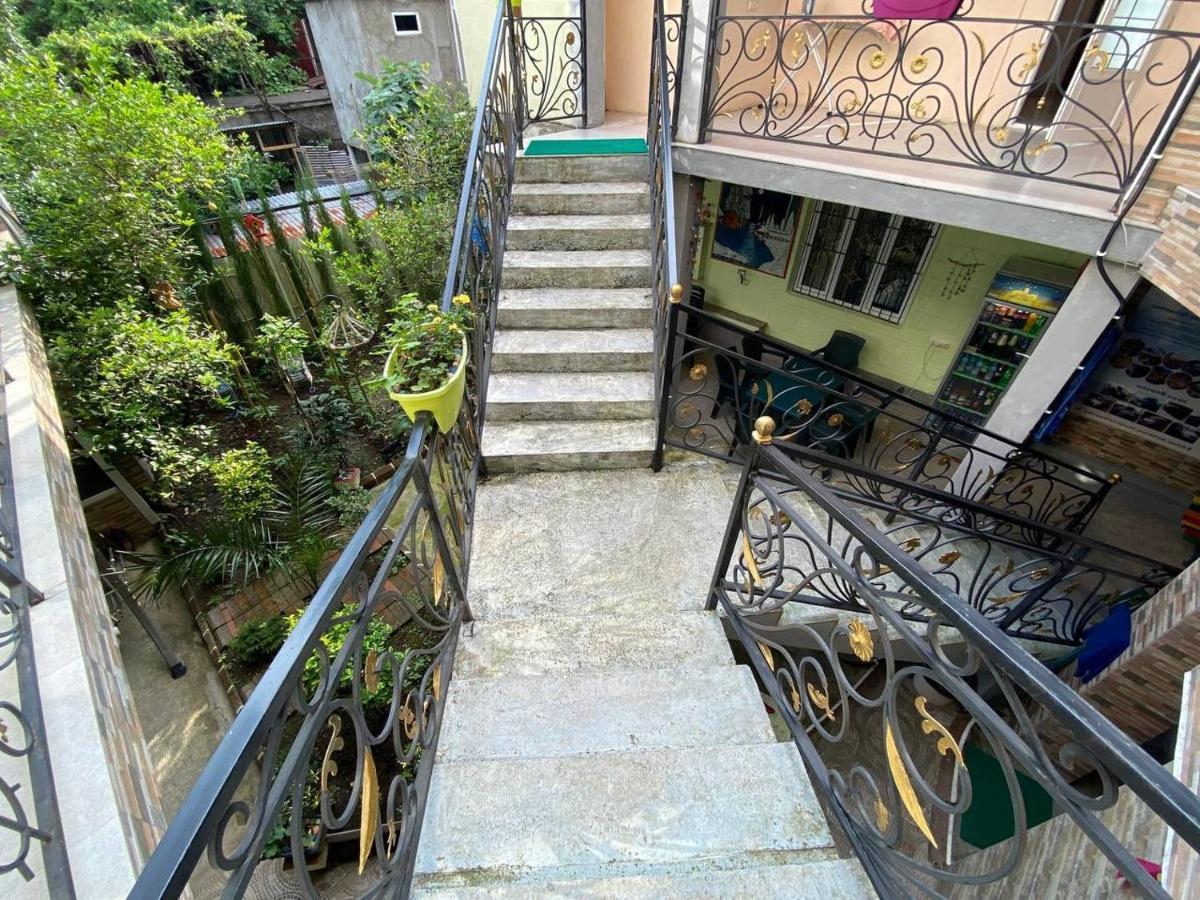 Guest House Ocean Force Batumi Ngoại thất bức ảnh