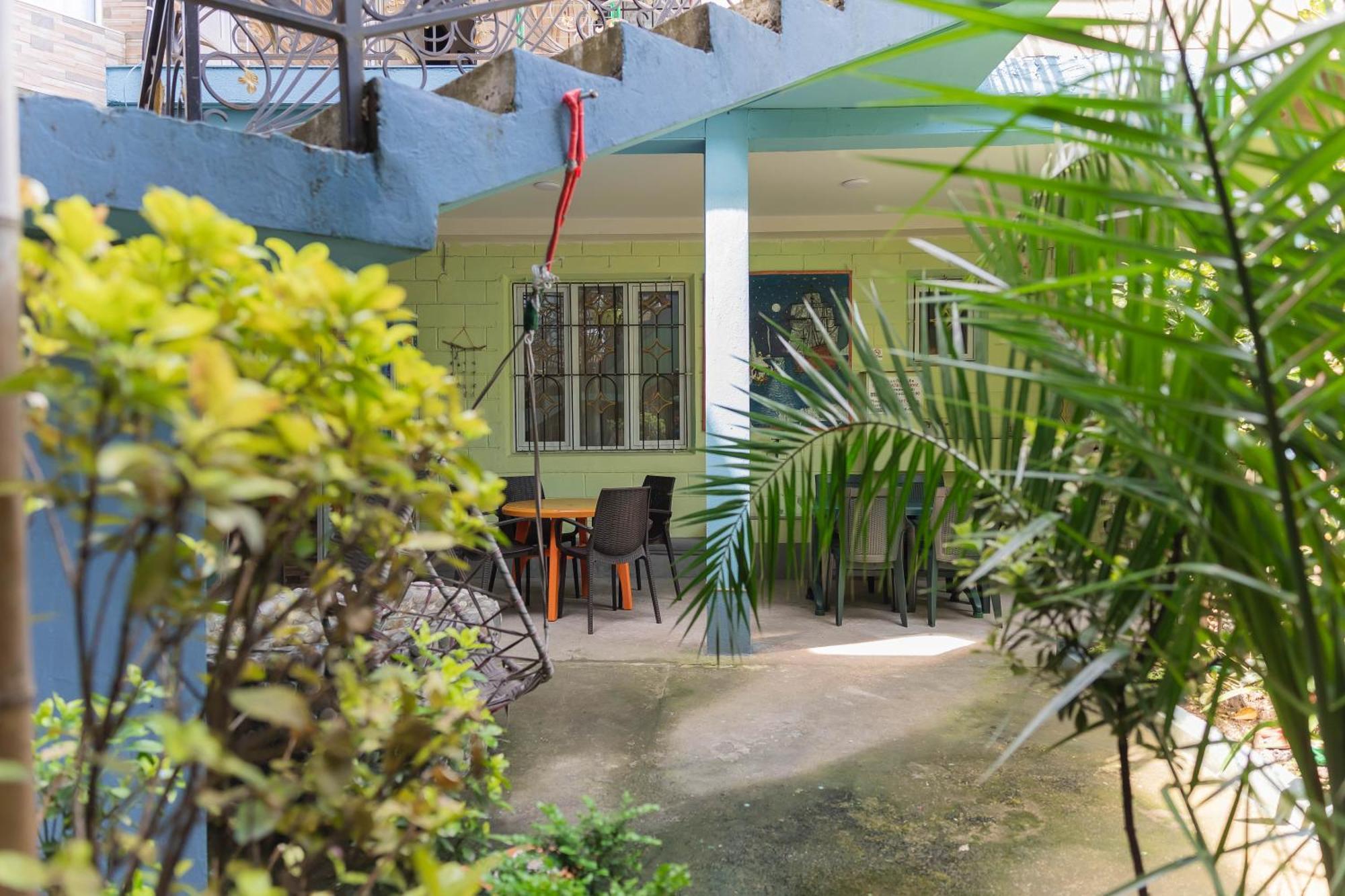 Guest House Ocean Force Batumi Ngoại thất bức ảnh